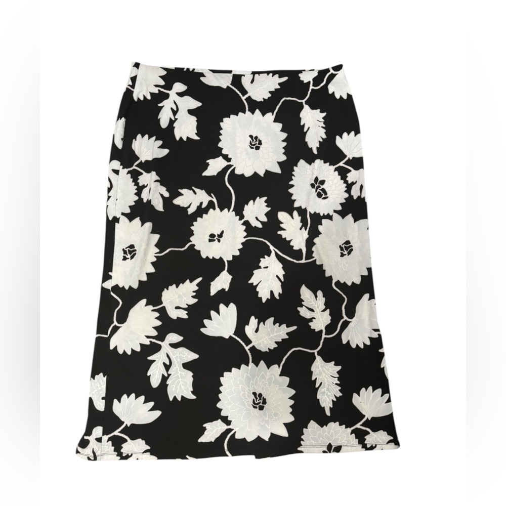 NYCC Women’s Plus Size Black/White Floral Maxi Long Skirt-size 2X